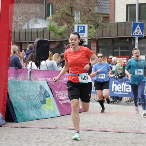 10.05.2026 - 8. Wedeler Halbmarathon Yannick Fuchs http://msf.ph/oto/9714128 10.05.2026 11:29:50 Ziel 502, 620, 2178, 2215 meine-sportfotos.de