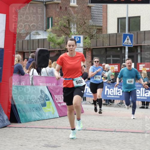 10.05.2026 - 8. Wedeler Halbmarathon Yannick Fuchs http://msf.ph/oto/9714132 10.05.2026 11:29:50 Ziel 502, 620, 2178, 2215 meine-sportfotos.de