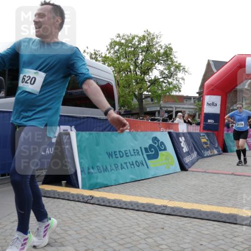 10.05.2026 - 8. Wedeler Halbmarathon Yannick Fuchs http://msf.ph/oto/9714188 10.05.2026 11:29:54 Ziel 502, 620, 815, 2140, 2178 meine-sportfotos.de