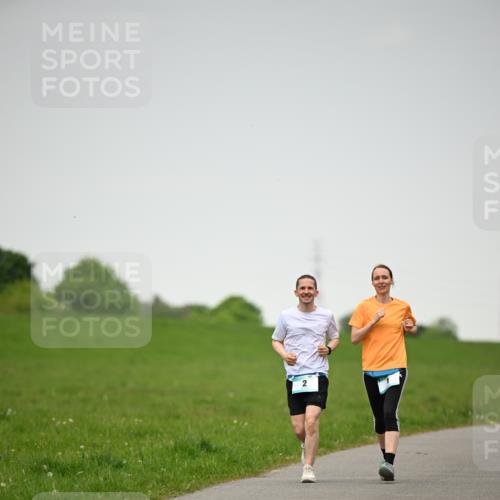 10.05.2026 - 8. Wedeler Halbmarathon Dr. Thomas Lammeyer http://msf.ph/oto/9714198 10.05.2026 12:18:52 Laufen  meine-sportfotos.de
