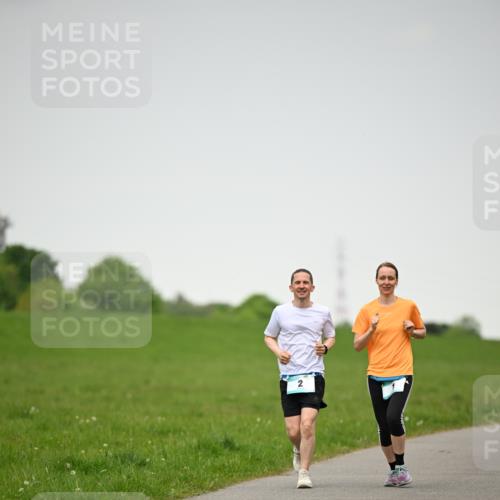 10.05.2026 - 8. Wedeler Halbmarathon Dr. Thomas Lammeyer http://msf.ph/oto/9714206 10.05.2026 12:18:53 Laufen  meine-sportfotos.de