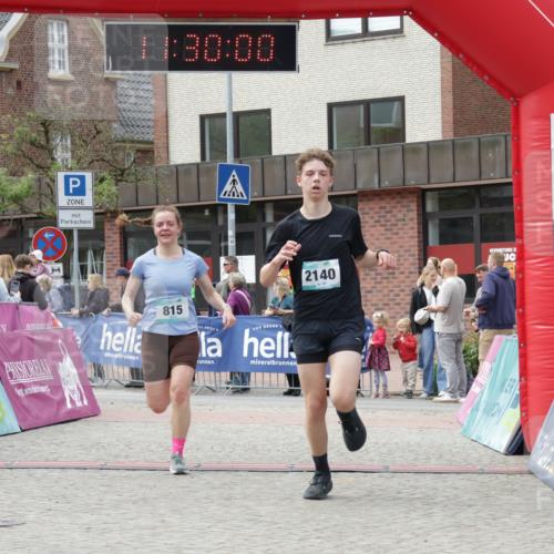10.05.2026 - 8. Wedeler Halbmarathon Yannick Fuchs http://msf.ph/oto/9714216 10.05.2026 11:29:58 Ziel 536, 620, 815, 2140, 2178 meine-sportfotos.de