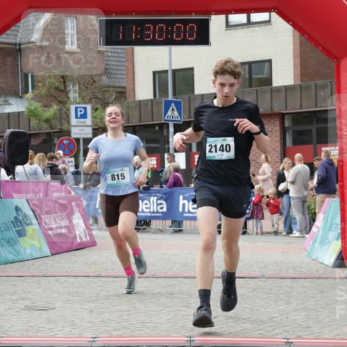 10.05.2026 - 8. Wedeler Halbmarathon Yannick Fuchs http://msf.ph/oto/9714225 10.05.2026 11:29:58 Ziel 536, 620, 815, 2140, 2178 meine-sportfotos.de