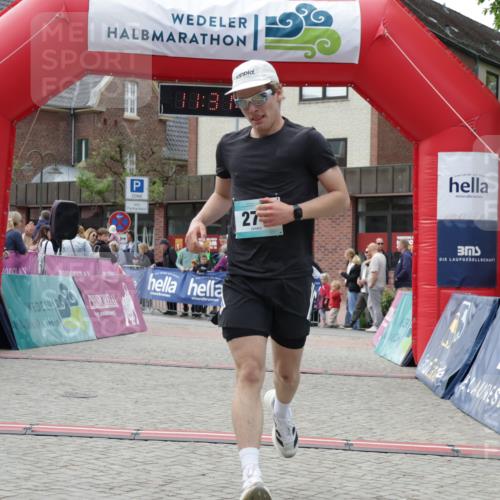 10.05.2026 - 8. Wedeler Halbmarathon Yannick Fuchs http://msf.ph/oto/9714878 10.05.2026 11:31:15 Ziel 277, 852 meine-sportfotos.de
