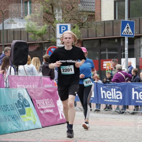 10.05.2026 - 8. Wedeler Halbmarathon Yannick Fuchs http://msf.ph/oto/9715156 10.05.2026 11:31:54 Ziel 970, 2201 meine-sportfotos.de