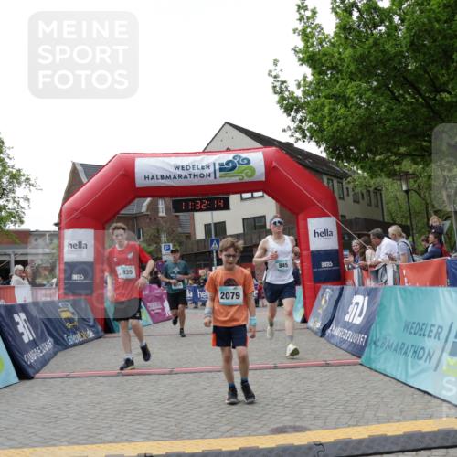 10.05.2026 - 8. Wedeler Halbmarathon Yannick Fuchs http://msf.ph/oto/9715319 10.05.2026 11:32:13 Ziel 325, 845, 935, 1010, 2079 meine-sportfotos.de