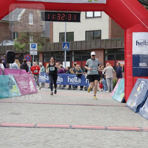 10.05.2026 - 8. Wedeler Halbmarathon Yannick Fuchs http://msf.ph/oto/9715385 10.05.2026 11:32:30 Ziel 827, 865, 944, 2156 meine-sportfotos.de
