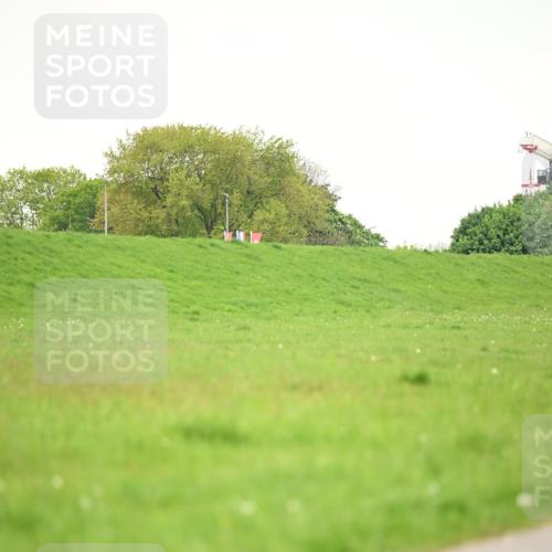 10.05.2026 - 8. Wedeler Halbmarathon Dr. Thomas Lammeyer http://msf.ph/oto/9715764 10.05.2026 12:29:26 Laufen  meine-sportfotos.de