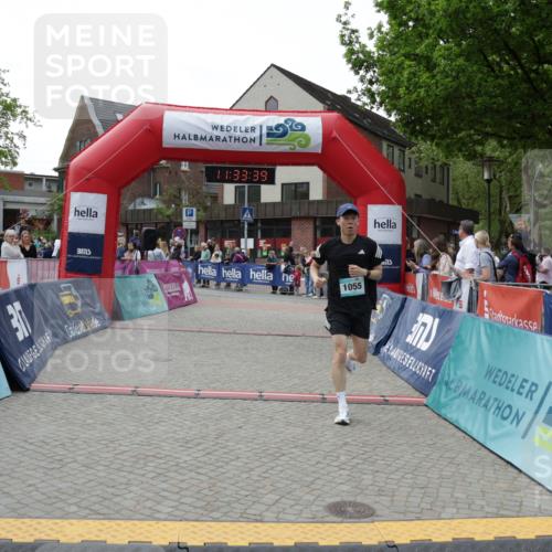 10.05.2026 - 8. Wedeler Halbmarathon Yannick Fuchs http://msf.ph/oto/9715949 10.05.2026 11:33:38 Ziel 1055 meine-sportfotos.de