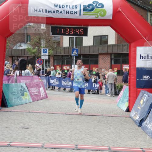 10.05.2026 - 8. Wedeler Halbmarathon Yannick Fuchs http://msf.ph/oto/9715958 10.05.2026 11:33:43 Ziel 141, 1055 meine-sportfotos.de