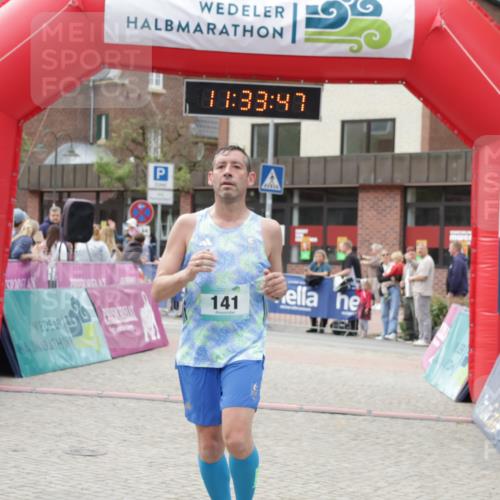 10.05.2026 - 8. Wedeler Halbmarathon Yannick Fuchs http://msf.ph/oto/9715962 10.05.2026 11:33:45 Ziel 141, 741 meine-sportfotos.de