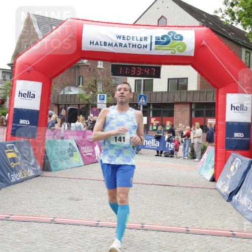 10.05.2026 - 8. Wedeler Halbmarathon Yannick Fuchs http://msf.ph/oto/9715963 10.05.2026 11:33:46 Ziel 141, 741 meine-sportfotos.de