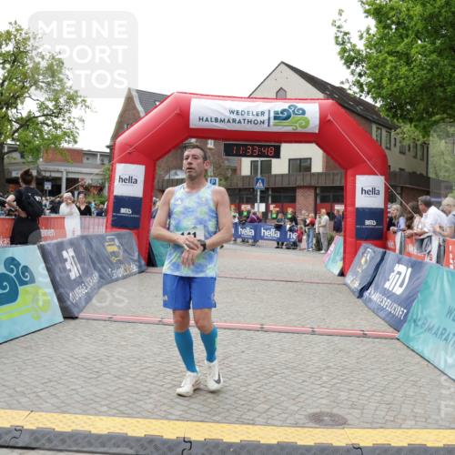 10.05.2026 - 8. Wedeler Halbmarathon Yannick Fuchs http://msf.ph/oto/9715967 10.05.2026 11:33:46 Ziel 141, 741 meine-sportfotos.de