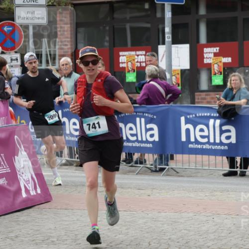 10.05.2026 - 8. Wedeler Halbmarathon Yannick Fuchs http://msf.ph/oto/9715970 10.05.2026 11:33:49 Ziel 141, 741, 2099 meine-sportfotos.de