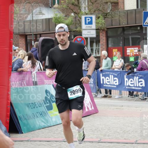 10.05.2026 - 8. Wedeler Halbmarathon Yannick Fuchs http://msf.ph/oto/9715980 10.05.2026 11:33:52 Ziel 741, 2099 meine-sportfotos.de