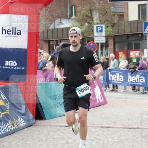 10.05.2026 - 8. Wedeler Halbmarathon Yannick Fuchs http://msf.ph/oto/9715982 10.05.2026 11:33:52 Ziel 741, 2099 meine-sportfotos.de