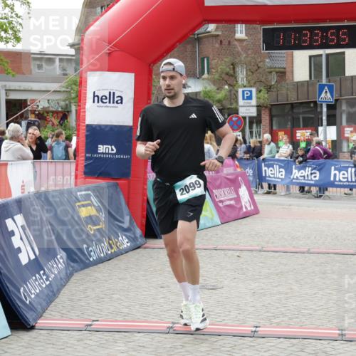 10.05.2026 - 8. Wedeler Halbmarathon Yannick Fuchs http://msf.ph/oto/9715985 10.05.2026 11:33:53 Ziel 741, 2099 meine-sportfotos.de