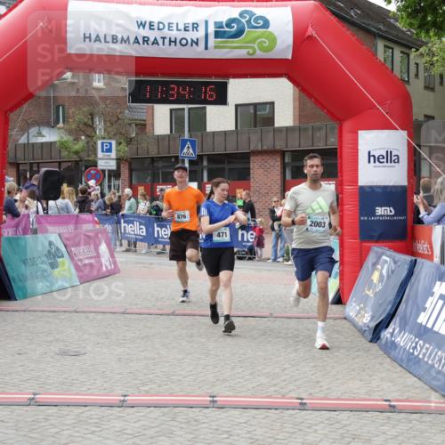 10.05.2026 - 8. Wedeler Halbmarathon Yannick Fuchs http://msf.ph/oto/9715998 10.05.2026 11:34:14 Ziel 471, 876, 913, 2003, 2029 meine-sportfotos.de