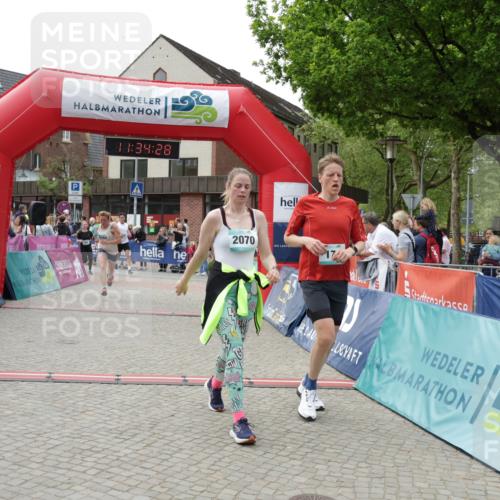 10.05.2026 - 8. Wedeler Halbmarathon Yannick Fuchs http://msf.ph/oto/9716045 10.05.2026 11:34:26 Ziel 179, 645, 651, 807, 992, 993, 2070, 2162 meine-sportfotos.de