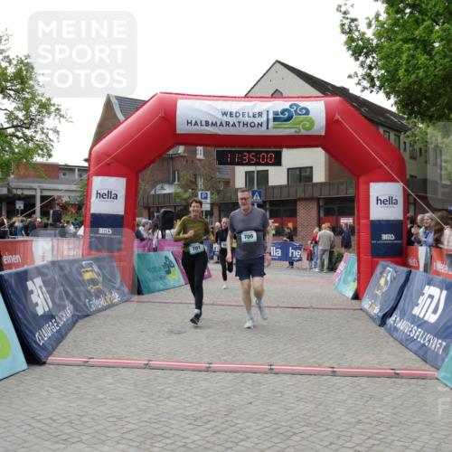 10.05.2026 - 8. Wedeler Halbmarathon Yannick Fuchs http://msf.ph/oto/9716153 10.05.2026 11:34:58 Ziel 440, 673, 701, 709, 814 meine-sportfotos.de