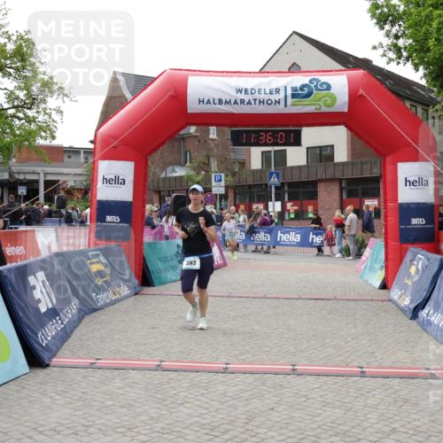 10.05.2026 - 8. Wedeler Halbmarathon Yannick Fuchs http://msf.ph/oto/9716316 10.05.2026 11:36:00 Ziel 393, 898 meine-sportfotos.de