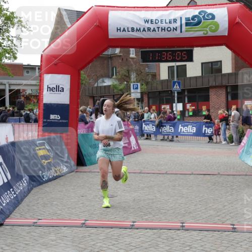 10.05.2026 - 8. Wedeler Halbmarathon Yannick Fuchs http://msf.ph/oto/9716330 10.05.2026 11:36:03 Ziel 393, 898 meine-sportfotos.de