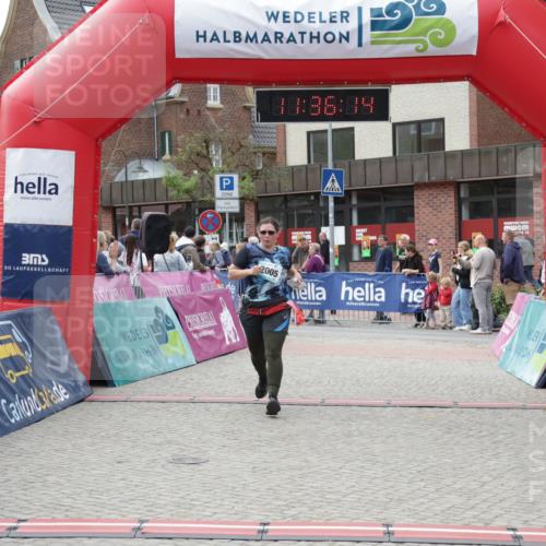 10.05.2026 - 8. Wedeler Halbmarathon Yannick Fuchs http://msf.ph/oto/9716343 10.05.2026 11:36:12 Ziel 2005 meine-sportfotos.de