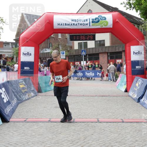 10.05.2026 - 8. Wedeler Halbmarathon Yannick Fuchs http://msf.ph/oto/9716395 10.05.2026 11:36:27 Ziel 154, 776 meine-sportfotos.de