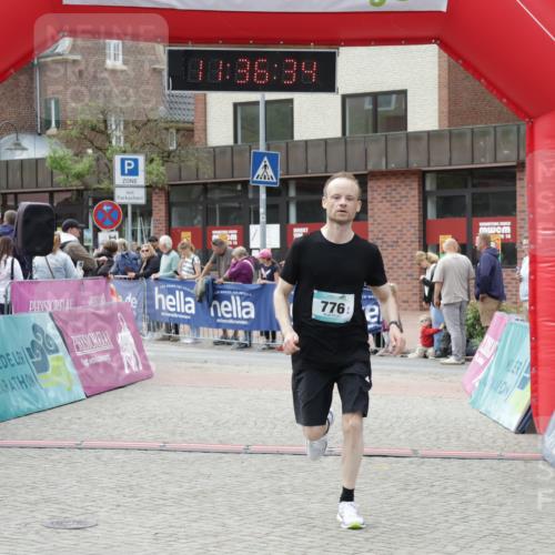 10.05.2026 - 8. Wedeler Halbmarathon Yannick Fuchs http://msf.ph/oto/9716404 10.05.2026 11:36:32 Ziel 776 meine-sportfotos.de