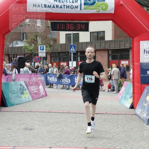 10.05.2026 - 8. Wedeler Halbmarathon Yannick Fuchs http://msf.ph/oto/9716405 10.05.2026 11:36:32 Ziel 776 meine-sportfotos.de