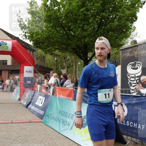 10.05.2026 - 8. Wedeler Halbmarathon Yannick Fuchs http://msf.ph/oto/9716451 10.05.2026 11:36:54 Ziel 11, 632, 934, 950 meine-sportfotos.de