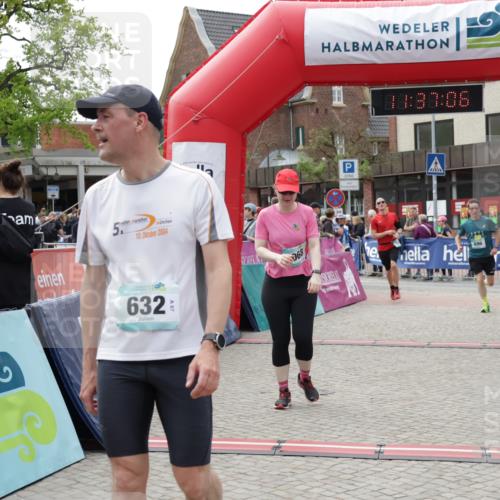 10.05.2026 - 8. Wedeler Halbmarathon Yannick Fuchs http://msf.ph/oto/9716479 10.05.2026 11:37:04 Ziel 31, 333, 696, 934, 2068 meine-sportfotos.de