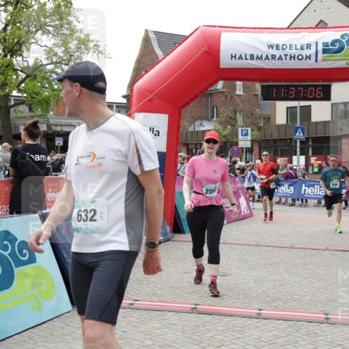 10.05.2026 - 8. Wedeler Halbmarathon Yannick Fuchs http://msf.ph/oto/9716481 10.05.2026 11:37:04 Ziel 31, 333, 696, 934, 2068 meine-sportfotos.de