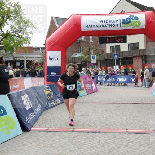 10.05.2026 - 8. Wedeler Halbmarathon Yannick Fuchs http://msf.ph/oto/9724599 10.05.2026 11:37:24 Ziel 180, 278 meine-sportfotos.de