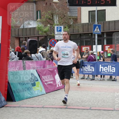 10.05.2026 - 8. Wedeler Halbmarathon Yannick Fuchs http://msf.ph/oto/9724702 10.05.2026 11:37:32 Ziel 180, 745, 1046 meine-sportfotos.de