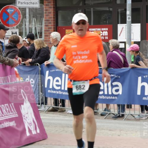 10.05.2026 - 8. Wedeler Halbmarathon Yannick Fuchs http://msf.ph/oto/9724824 10.05.2026 11:37:41 Ziel 682 meine-sportfotos.de