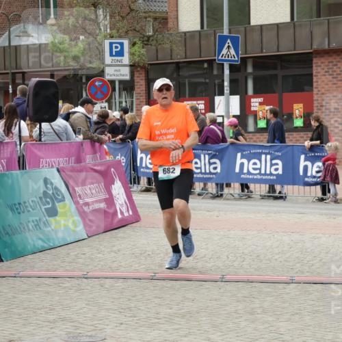 10.05.2026 - 8. Wedeler Halbmarathon Yannick Fuchs http://msf.ph/oto/9724840 10.05.2026 11:37:41 Ziel 682 meine-sportfotos.de