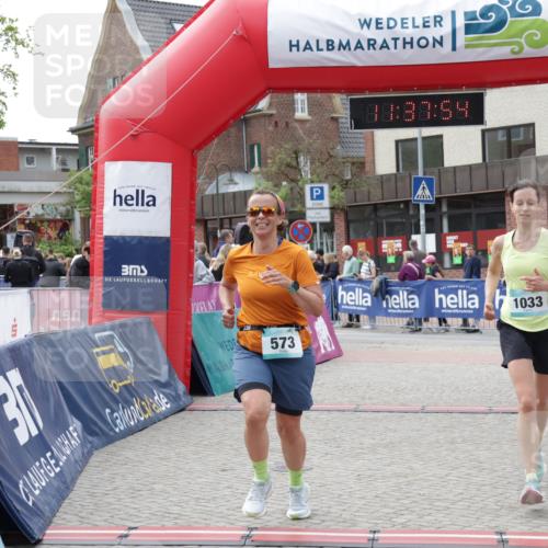 10.05.2026 - 8. Wedeler Halbmarathon Yannick Fuchs http://msf.ph/oto/9724982 10.05.2026 11:37:52 Ziel 573, 1033 meine-sportfotos.de