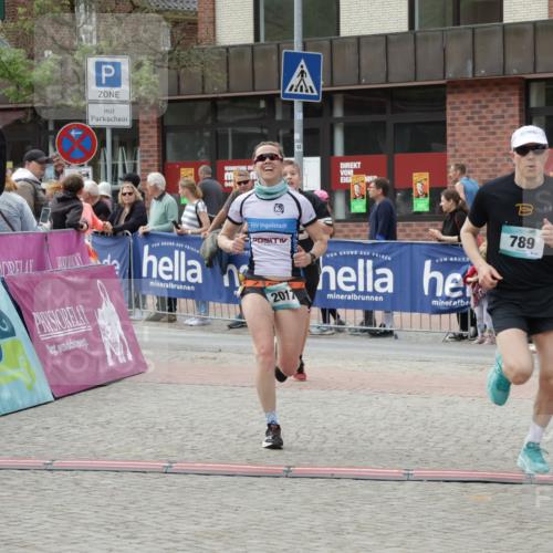 10.05.2026 - 8. Wedeler Halbmarathon Yannick Fuchs http://msf.ph/oto/9725087 10.05.2026 11:38:07 Ziel 80, 81, 657, 789, 2017, 2208 meine-sportfotos.de