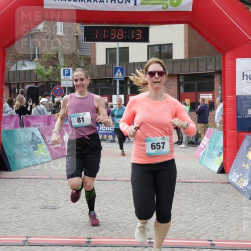 10.05.2026 - 8. Wedeler Halbmarathon Yannick Fuchs http://msf.ph/oto/9725203 10.05.2026 11:38:12 Ziel 81, 582, 657, 789, 2017, 2141, 2145, 2208 meine-sportfotos.de