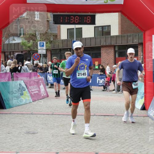 10.05.2026 - 8. Wedeler Halbmarathon Yannick Fuchs http://msf.ph/oto/9725281 10.05.2026 11:38:16 Ziel 81, 582, 657, 922, 1045, 2141, 2145 meine-sportfotos.de