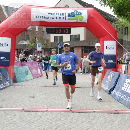 10.05.2026 - 8. Wedeler Halbmarathon Yannick Fuchs http://msf.ph/oto/9725297 10.05.2026 11:38:17 Ziel 81, 146, 582, 768, 922, 1045, 2141, 2145 meine-sportfotos.de