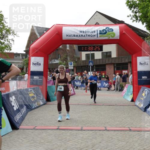 10.05.2026 - 8. Wedeler Halbmarathon Yannick Fuchs http://msf.ph/oto/9725438 10.05.2026 11:38:24 Ziel 146, 360, 688, 765, 768, 1045, 2040 meine-sportfotos.de