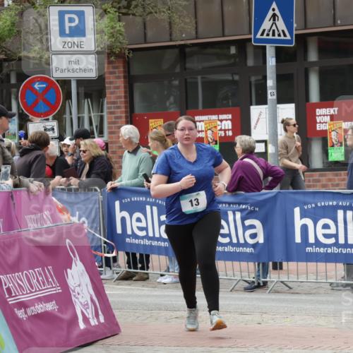 10.05.2026 - 8. Wedeler Halbmarathon Yannick Fuchs http://msf.ph/oto/9725846 10.05.2026 11:38:53 Ziel 13, 354 meine-sportfotos.de