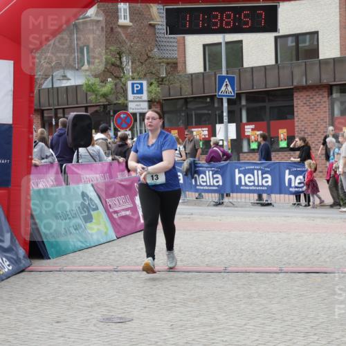 10.05.2026 - 8. Wedeler Halbmarathon Yannick Fuchs http://msf.ph/oto/9725885 10.05.2026 11:38:56 Ziel 13, 1051 meine-sportfotos.de