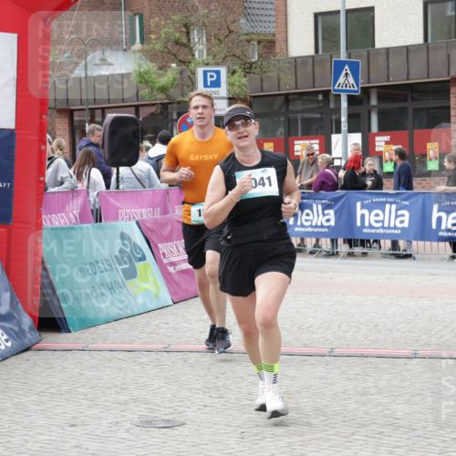 10.05.2026 - 8. Wedeler Halbmarathon Yannick Fuchs http://msf.ph/oto/9726278 10.05.2026 11:39:38 Ziel 124, 750, 2041 meine-sportfotos.de