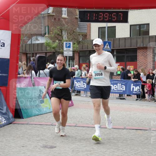 10.05.2026 - 8. Wedeler Halbmarathon Yannick Fuchs http://msf.ph/oto/9726571 10.05.2026 11:39:56 Ziel 217, 434, 864, 1028, 1054, 2058, 2175 meine-sportfotos.de