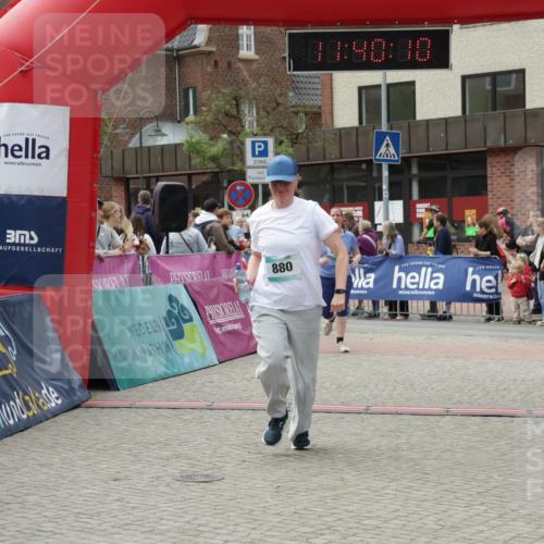 10.05.2026 - 8. Wedeler Halbmarathon Yannick Fuchs http://msf.ph/oto/9726742 10.05.2026 11:40:08 Ziel 628, 817 meine-sportfotos.de