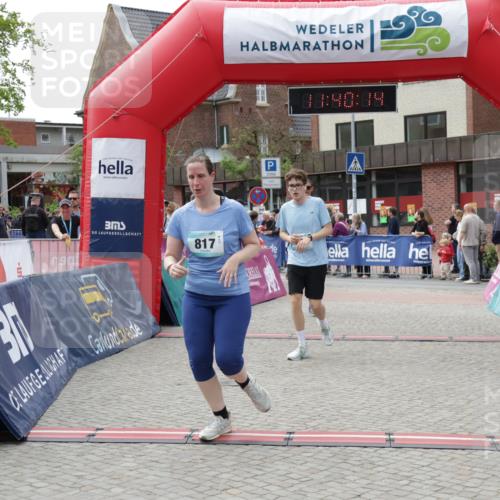 10.05.2026 - 8. Wedeler Halbmarathon Yannick Fuchs http://msf.ph/oto/9726841 10.05.2026 11:40:12 Ziel 275, 628, 817, 1029 meine-sportfotos.de