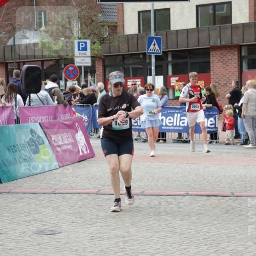 10.05.2026 - 8. Wedeler Halbmarathon Yannick Fuchs http://msf.ph/oto/9726910 10.05.2026 11:40:17 Ziel 275, 628, 697, 1029, 2053 meine-sportfotos.de